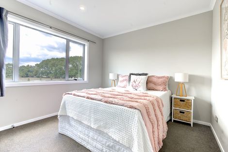 Photo of property in 6 Anna Jean Crescent, Flagstaff, Hamilton, 3210