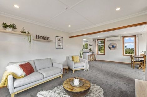 Photo of property in 106b Seaview Road, Westown, New Plymouth, 4310