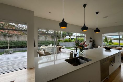 Photo of property in 121 Butcher Road, Pukekohe, 2120