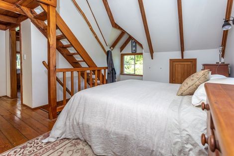 Photo of property in 480 Driving Creek Road, Coromandel, 3506