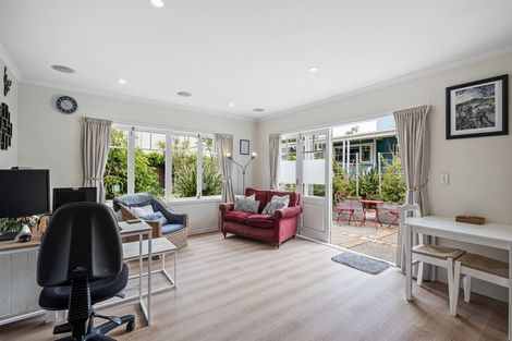 Photo of property in 9 Bayswater Avenue, Bayswater, Auckland, 0622