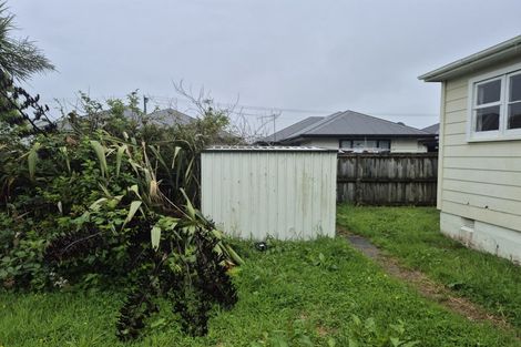 Photo of property in 43 Peel Street, Westport, 7825