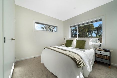 Photo of property in 398 Main Road, Huapai, Kumeu, 0810