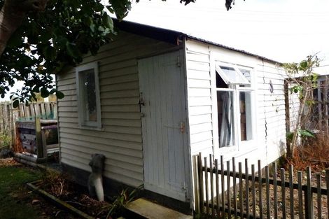 Photo of property in 25 Hunia Street, Marton, 4710