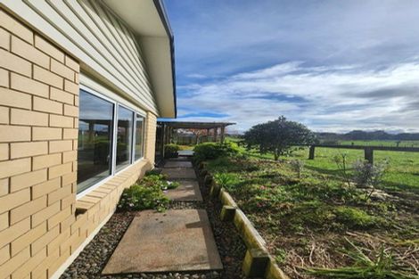 Photo of property in 84 Kidd Road, Waiuku, 2682