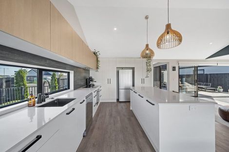 Photo of property in 2 Preferred Lane, Halswell, Christchurch, 8025