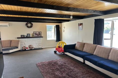 Photo of property in 195 Burwood Road, Burwood, Christchurch, 8083