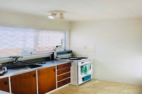 Photo of property in 2/28 Alfriston Road, Manurewa East, Auckland, 2102
