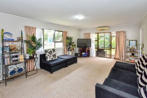 Photo of property in 1/1 Manse Road, Pahurehure, Papakura, 2113