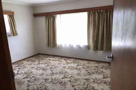 Photo of property in 32 Regent Street, Papatoetoe, Auckland, 2025