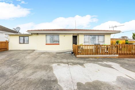 Photo of property in 2/2a Hutt Road, Manurewa, Auckland, 2102