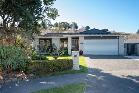 Photo of property in 27 Golding Road, Taradale, Napier, 4112
