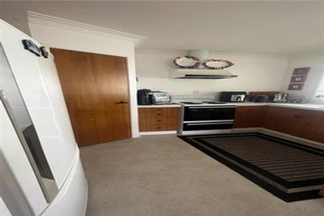 Photo of property in 1/26 Kitchener Road, Takapuna, Auckland, 0620