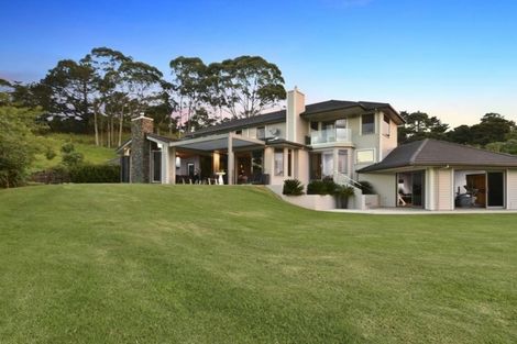 Photo of property in 100 Hobson Road, Lucas Heights, Auckland, 0632