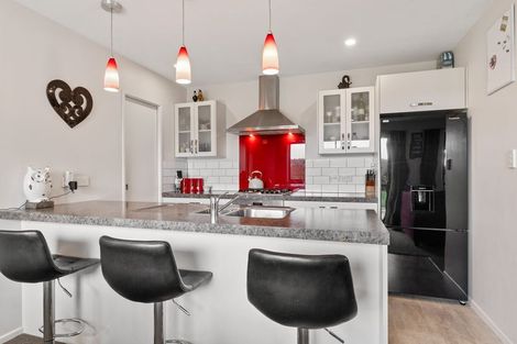 Photo of property in 170 Katene Road, Normanby, Hawera, 4675