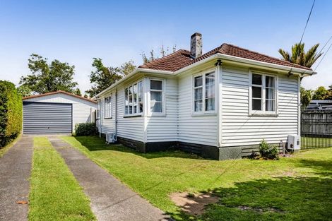 Photo of property in 24 Upjohn Street, Brooklands, New Plymouth, 4310