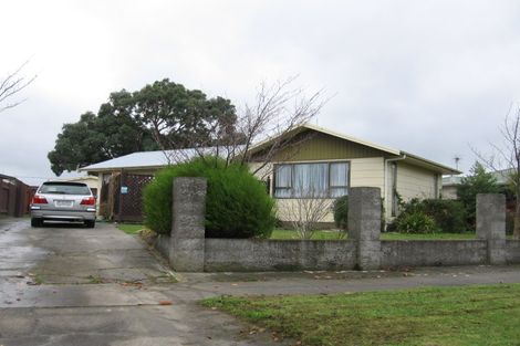 Photo of property in 27 Hillcrest Drive, Kelvin Grove, Palmerston North, 4414