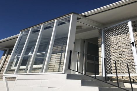 Photo of property in 1/36 Girrahween Drive, Totara Vale, Auckland, 0629