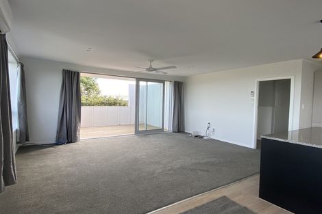 Photo of property in 115 Wallace Road, Mangere Bridge, Auckland, 2022