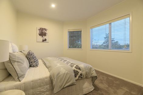 Photo of property in 1/48 Noeleen Street, Glenfield, Auckland, 0629