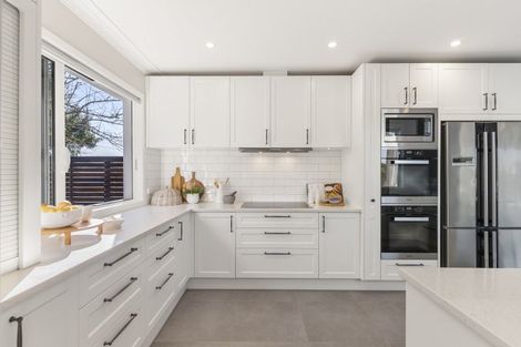 Photo of property in 1 Cassino Street, Bayswater, Auckland, 0622