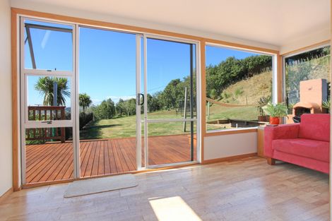 Photo of property in 57 Hills Road, Raglan, 3295