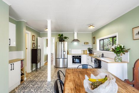 Photo of property in 13 Roslyn Road, Bluff Hill, Napier, 4110