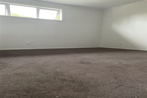 Photo of property in 21 Dundale Avenue, Blockhouse Bay, Auckland, 0600