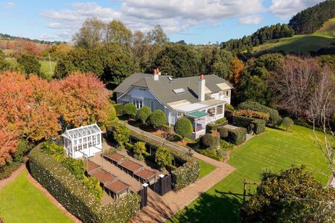 Photo of property in 998 Peak Road, Helensville, 0875