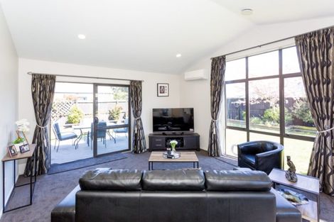 Photo of property in 9 Campion Place, Rolleston, 7614