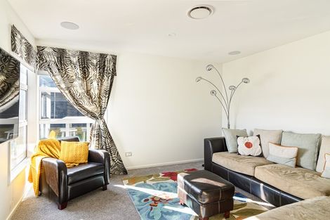 Photo of property in 6 Puketutu Grove, Motueka, 7120