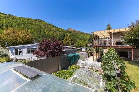 Photo of property in 35 Devon Street, Arrowtown, 9302