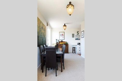 Photo of property in 3 Hereworth Grove, Havelock North, 4130