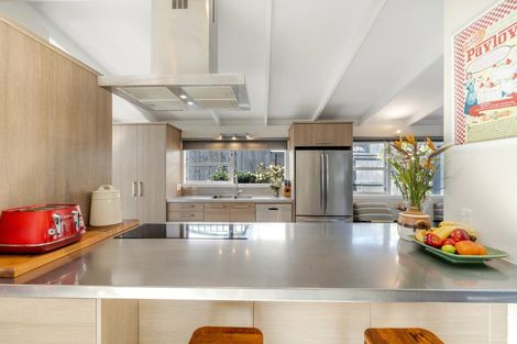 Photo of property in 20a Riverlea Avenue, Pakuranga, Auckland, 2010