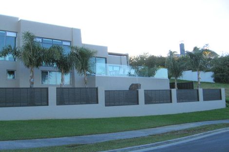 Photo of property in 26 Courtneys, West Harbour, Auckland, 0618