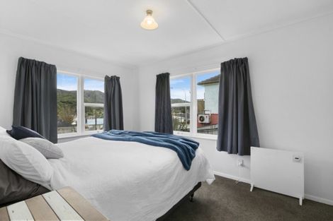 Photo of property in 61 Coast Road, Wainuiomata, Lower Hutt, 5014