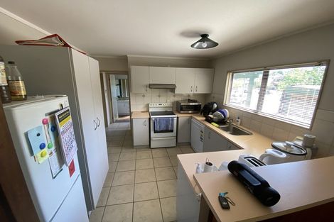 Photo of property in 48 De Quincey Terrace, Highland Park, Auckland, 2010