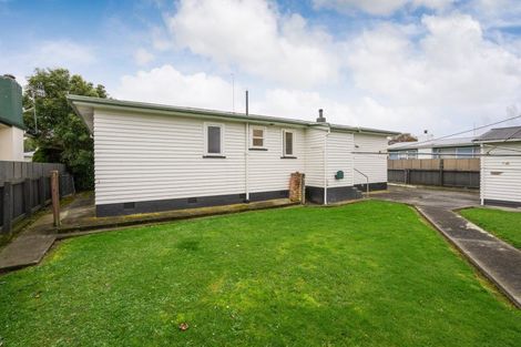 Photo of property in 7 Montgomery Street, Feilding, 4702