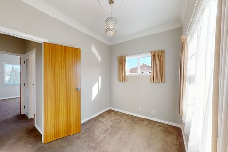 Photo of property in 49 Kings Crescent, Hutt Central, Lower Hutt, 5010