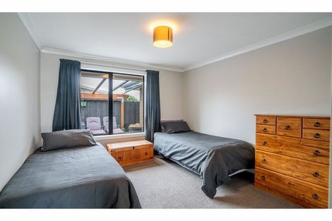 Photo of property in 9 Charles Street, Grasmere, Invercargill, 9810