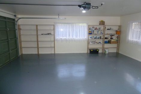 Photo of property in 68a Awaroa Road, Sunnyvale, Auckland, 0612