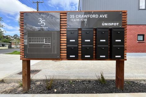 Photo of property in 1/35 Crawford Avenue, Mangere Bridge, Auckland, 2022