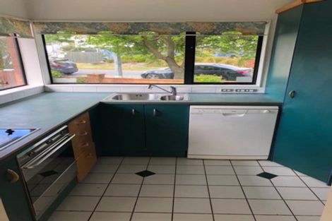 Photo of property in 2/101 Pohutukawa Street, Woburn, Lower Hutt, 5011