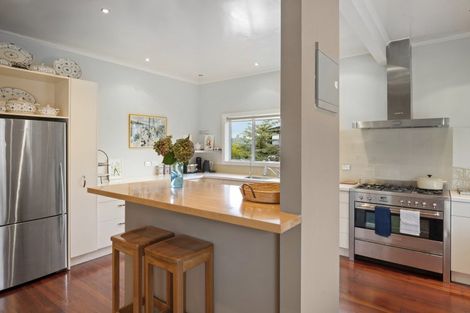 Photo of property in 9 Maniapoto Grove, Waipahihi, Taupo, 3330