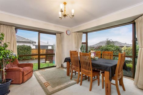 Photo of property in 15 Sevenoaks Drive, Bryndwr, Christchurch, 8053