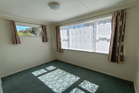 Photo of property in 42 Bracken Road, Paparangi, Wellington, 6037