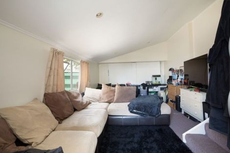 Photo of property in 4 Almora View, Ascot Park, Porirua, 5024