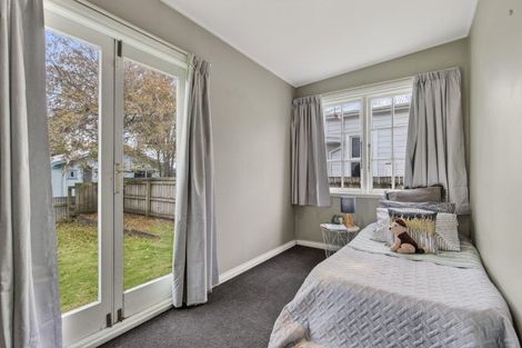Photo of property in 17a Carey Street, Waitara, 4320
