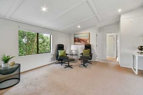 Photo of property in 7 Cumbrian Place, Conifer Grove, Takanini, 2112