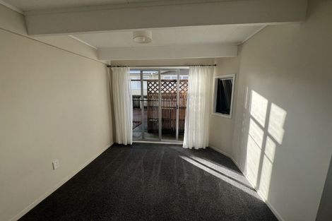 Photo of property in 1/7 Lillian Place, Orewa, 0931